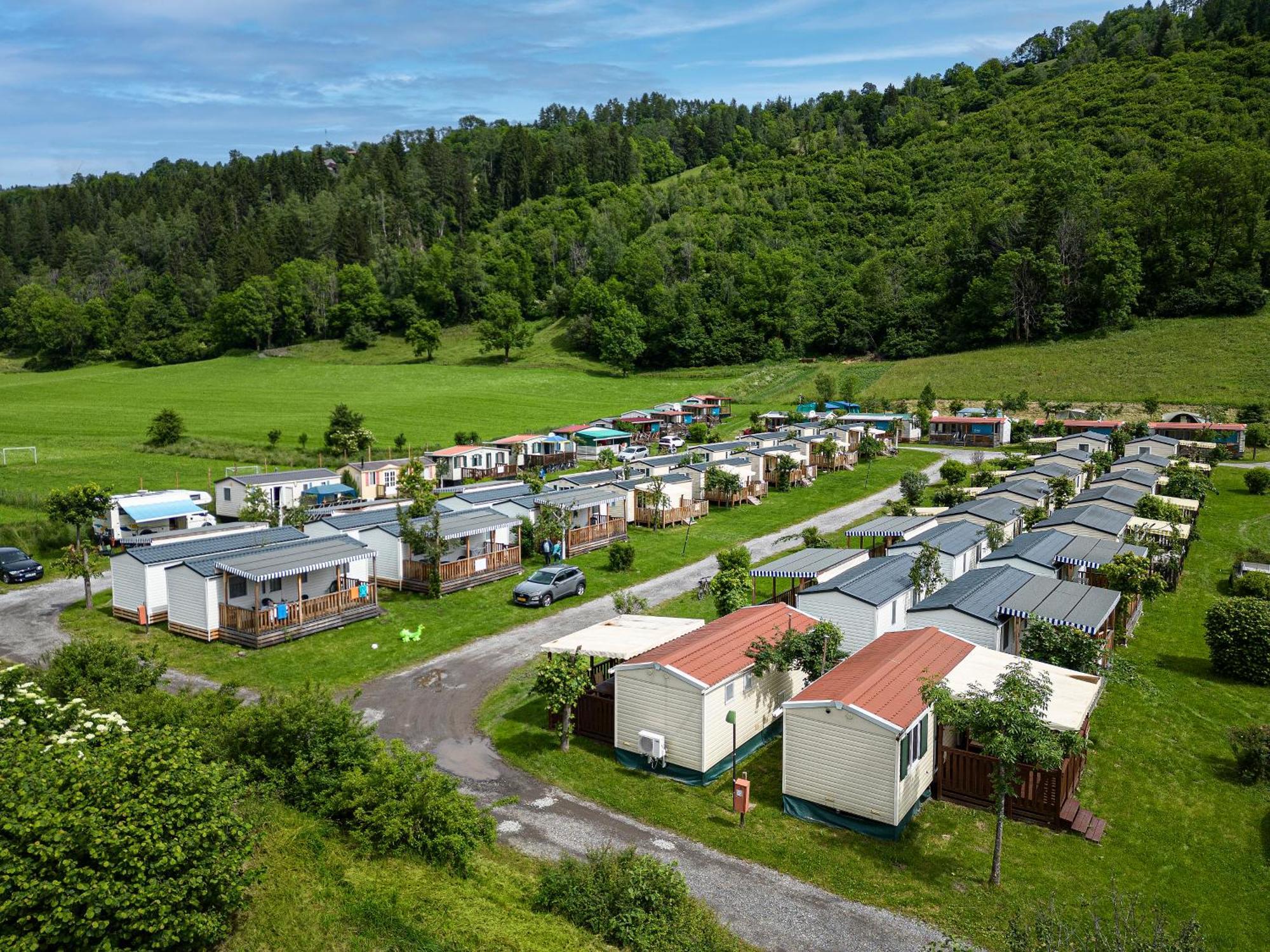 Albatross Mobile Homes On Camping Bella Austria Sankt Peter am Kammersberg Exterior photo